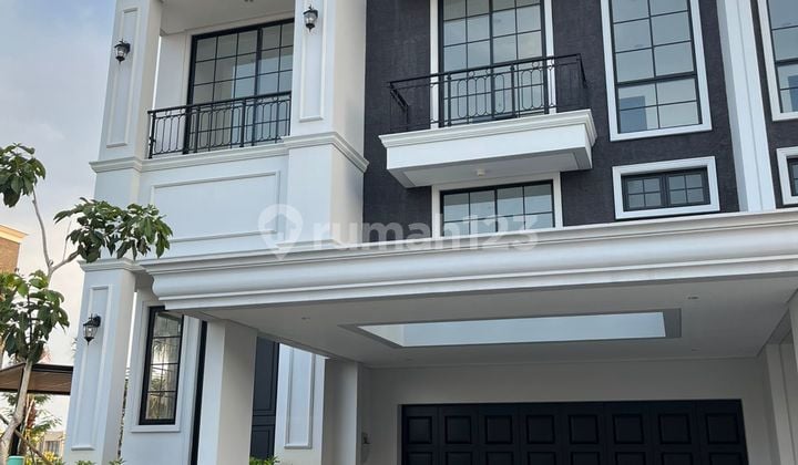 Rumah Villa Pasir Putih Pik2 Uk 10X25 Hook View Danau Siap Huni