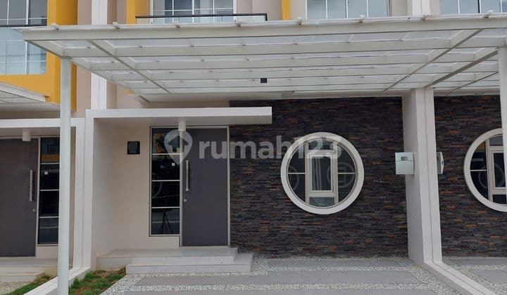 Rumah Pik2 Arcadia
uk 6x12,5 Row Jalan Lebar
