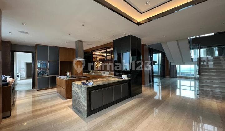 For Sale Penthouse Providence Park 3 BR Unfurnished Contact +62 81977403529