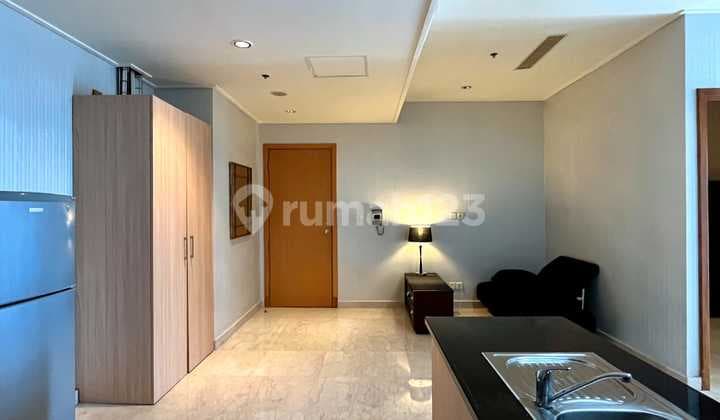 For Sale: The Mayflower Sudirman Apartment 2 BR Contact +62 81977403529