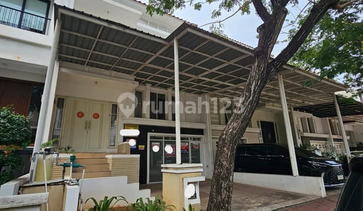 Disewakan Rumah Kontrakan 4 Kamar PIK CROWN GOLF BOULEVARD