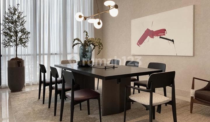 For Sale Regent Residence Mangkuluhur Apartment 3 BR Good Furnished