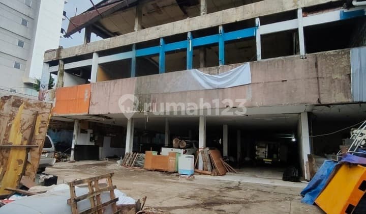 Disewakan Gedung Tebet 2 Lantai