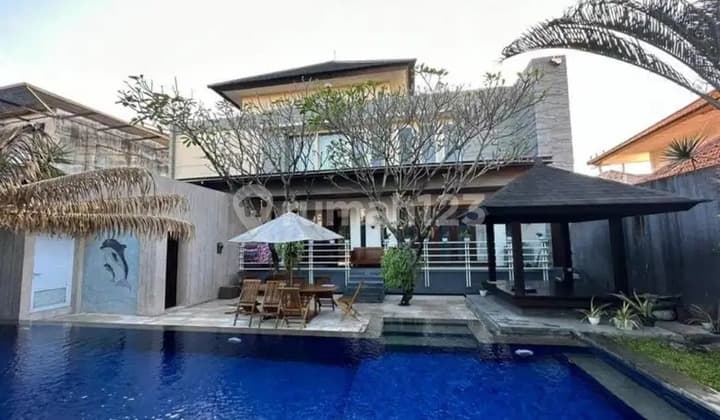 Rumah Di Denpasar Barat