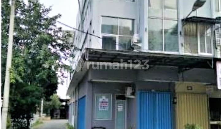 Ruko Siap Pakai Lokasi Strategis di Kalideres, Kode 0022 Hos