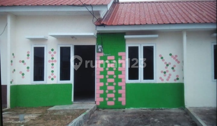 Nice Minimalist House Ready to Occupy in Batam Area, Code 0003 Hos Nice Minimalist House Ready to Occupy in Batam Area, Code 0003 Hos