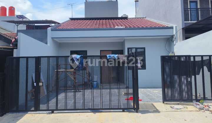 Rumah Baru Minimalis 1,5 Lantai Kondisi Oke Di Kalideres Permai, Jakarta Barat