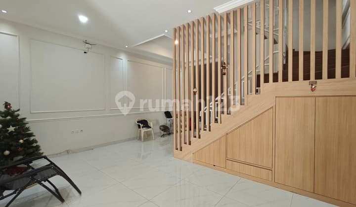 Rumah 2.25 Lt Minimalis Bangunan Baru Semi Furnished Di Citra Garden, Kalideres - Jakarta Barat Rumah