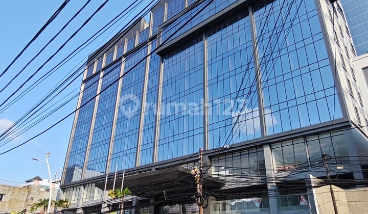 Ruko 3 Lantai Strategis Di Raden Saleh, Menteng - Jakarta Pusat