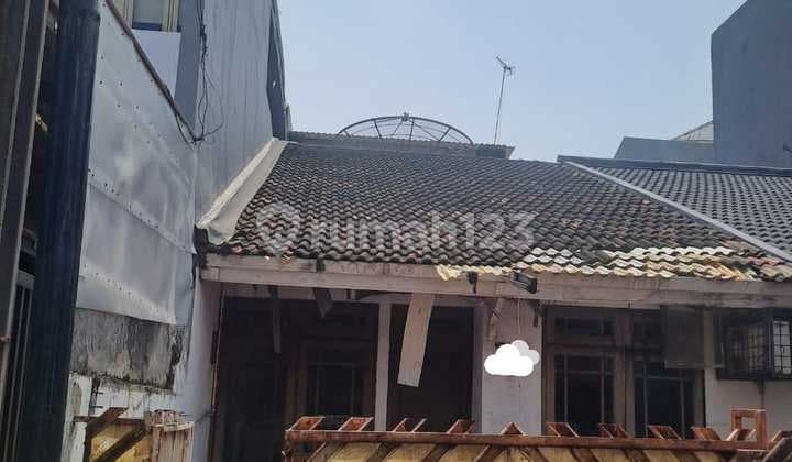 Jual Rumah di Janur Asri Kelapa Gading Butuh Renovasi