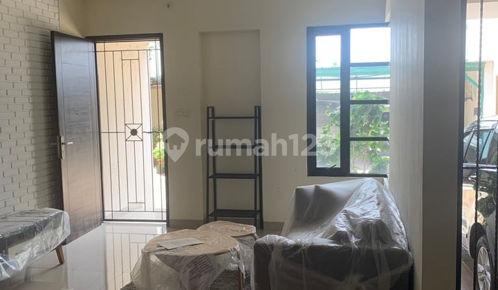 Rumah 3 Lantai Minimalis Sari Asih Residence Bandung Utara Bagus