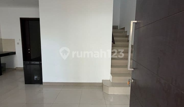 Disewakan Rumah Pik 2 Semi Furnishtinggal Bawa Koper Siap Huni