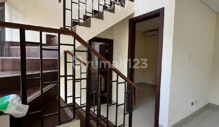Rumah di Forest Green Lippo Cikarang Disewakan Segera