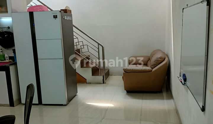 Rumah2.lantai.dekat Dengan.sekolahan,.Aman,.Nyaman.dan.teduh