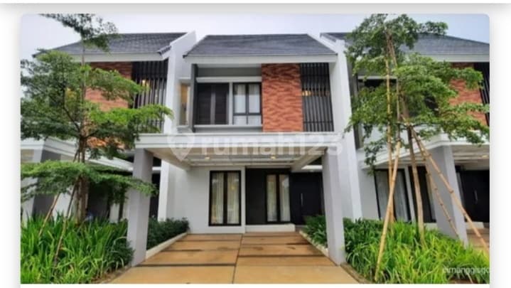 Ready-to-Occupy House, Easy Toll Access, Premium Facilities, Flood-Free.