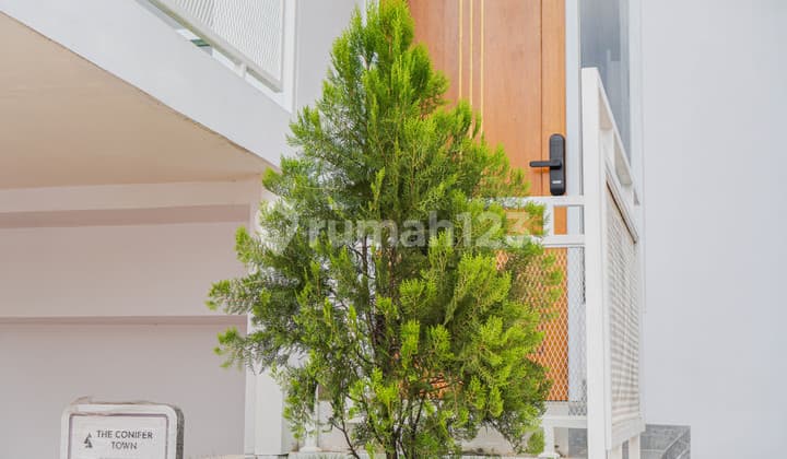 Comfortable House Suitable for Investment as a Boarding House in Depok