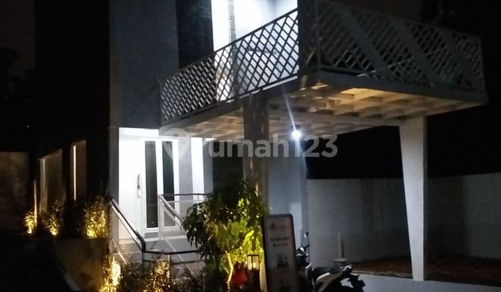Rumah Cantik Dalam Perumahan Akses Ke Jalan Raya Bogor