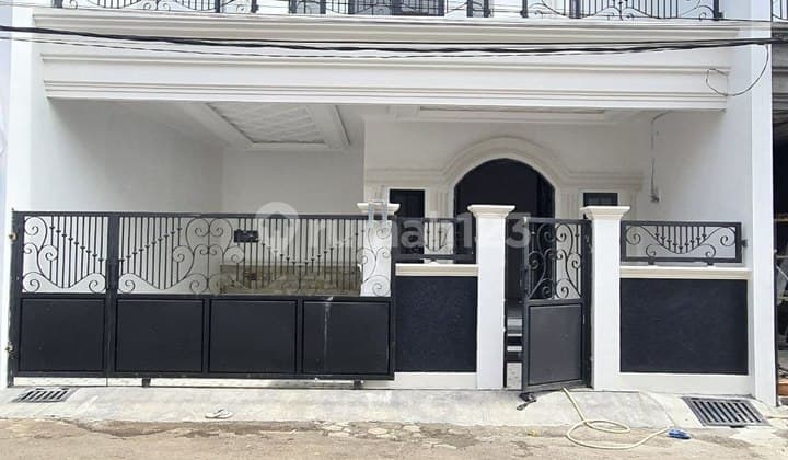 Definisi Rumah Mewah Murah Proses Mudah Cilodong Depok Akses KRL