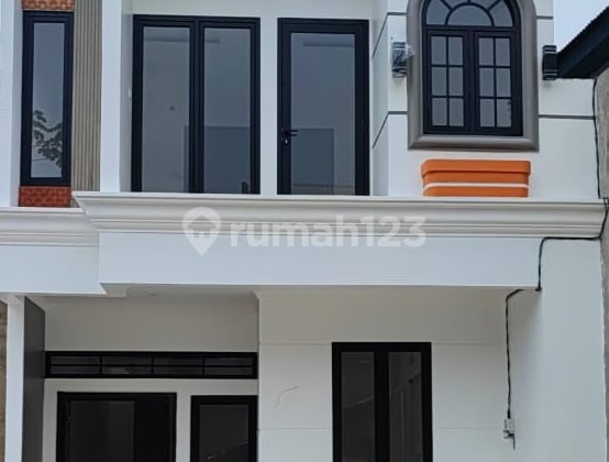 Rumah Bagus Murah Area Tol Limo Dekat Cinere Jaksel Bebas Banjir