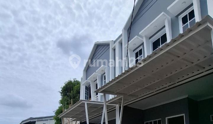 Comfortable Home in Jatiranggon Area Near Cibubur & LRT Taman Mini
