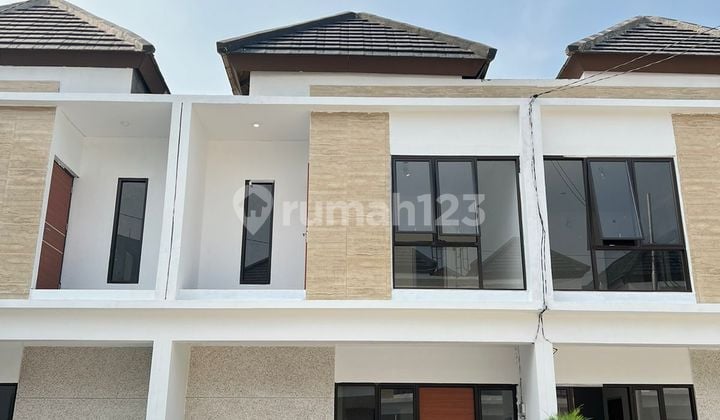 Ready-to-Live House 1 Km to LRT Cibubur in a Quiet & Comfortable Neighborhood