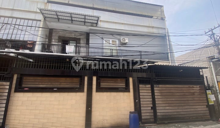 Dijual Rumah Jelambar Cocok Untuk Kost 300m2 Komersiil