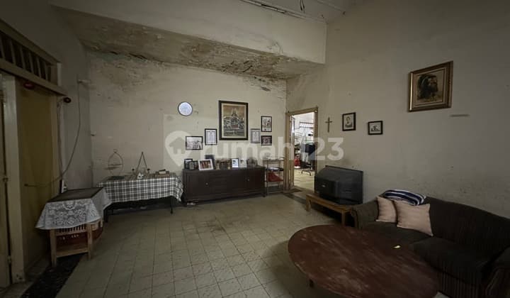 Rumah Tua Hitung Tanah Menteng