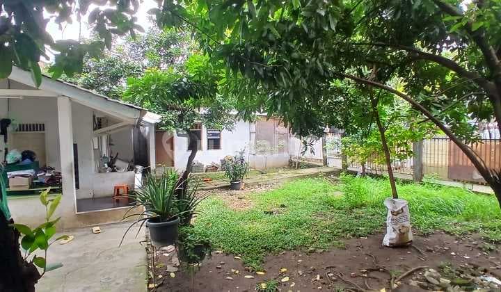 Rumah Pulo Asem Timur Raya