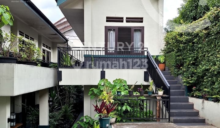 Kostel Di Arah Dago Pakar Lingkungan Adem Sejuk