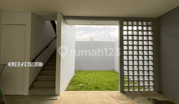 Rumah Mewah Siap Huni dan Strategis di Podomoro Park Bandung