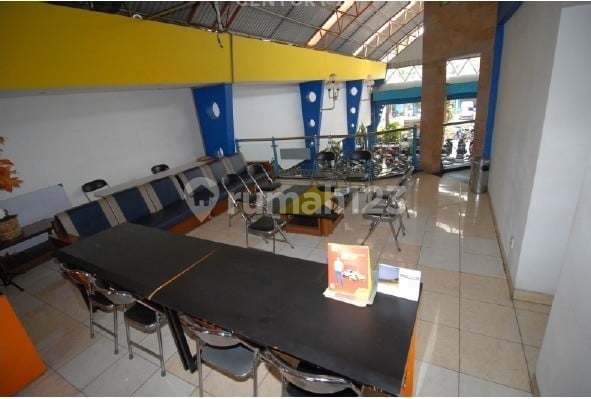 Gedung 3 Lantai Siap Pakai Lokasi Strategis di Regol Kota Bandung