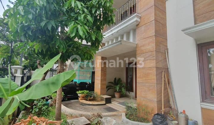 For Sale Cempaka Putih Central Jakarta Ready to Live In Excellent Luxury Strategic Location Flood-Free Near Protocol Highway