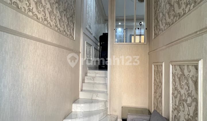 Luxury 3-Storey Furnished House With Pool Favorite Residence