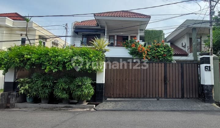 Rumah Apik 2 Lantai di Jl Agung Raya, Lenteng Agung. Dkt ke Margonda Raya Depok
