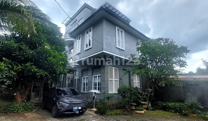 Rumah Apik 2 Lantai Di Jl Pertanian, Lebak Bulus, Cilandak. Dkt Ke Jl Karang Tengah
