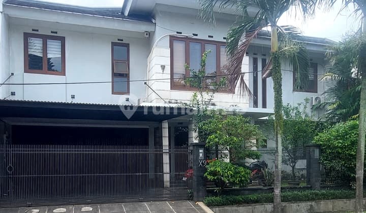 Rumah Mewah 2 Lantai Di Lebak Lestari Jl Taman Lebak Bulus, Cilandak