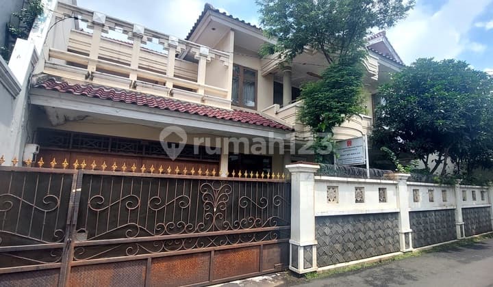 Rumah Murah 2 Lantai di Jl Cipinang Cempedak, Jatinegara. Dkt ke Tol Becakayu
