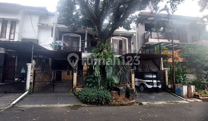 Rumah Asri 2 Lantai di Pondok Indah Jl Pinang Perak, Pondok Pinang