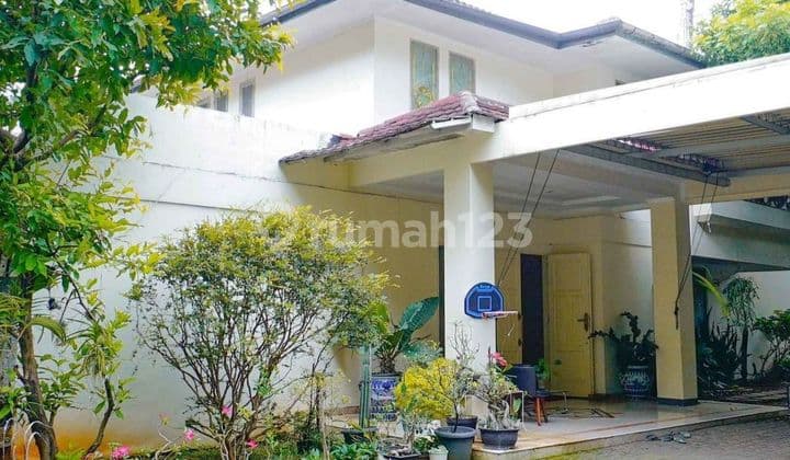 Rumah Asri di Jl Pekayon, Ragunan, Pasar Minggu. Dkt ke Jl Pejaten Barat Raya