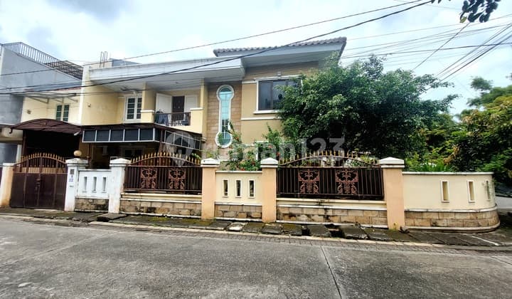 Rumah Murah Hook 2 Lantai di Gading Arcadia, Kelapa Gading