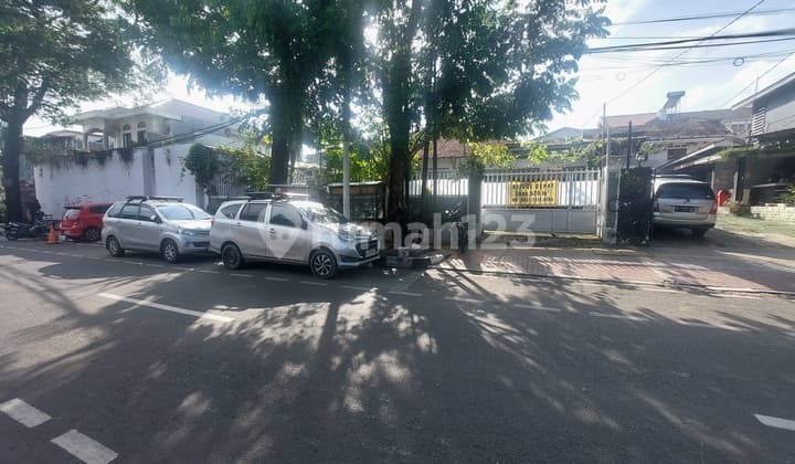 Rumah Lama Termurah di Jl Tebet Barat Raya. Dkt ke Jl Saharjo