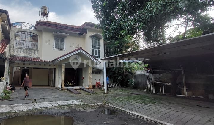 Rumah Lama 2 Lantai Di Panorama Town House, Lebak Bulus, Cilandak