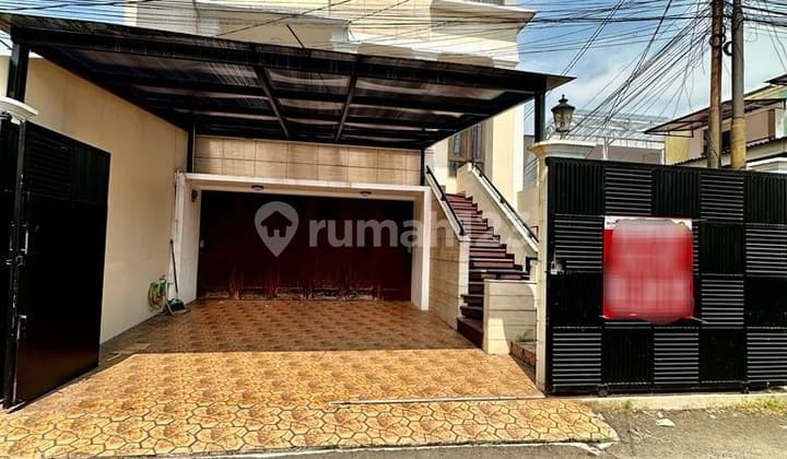 Rumah Mewah 3 Lantai Di Lebak Bulus, Cilandak. Dkt Sekolah Cikal