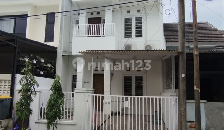 Murah Banget Rumah 2 Lantai Langsung Huni 4 KT 3 KM di Melati Mas Serpong