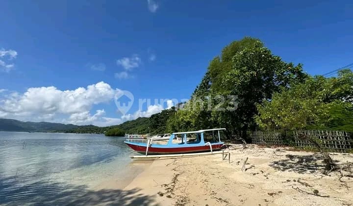 Land With Stunning View, Sunset Sunrise, Private Beach At Gili Gede