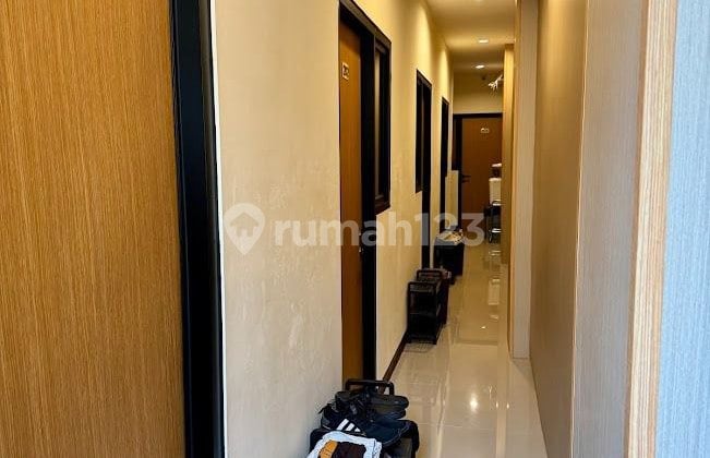 Luxury Kos in Tambora, Fully Furnished, High ROI, Complete Facilities, High Income
