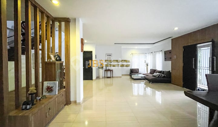 Dijual Cepat! Rumah Hook Komplek Royal Sumatera Cluster Topaz