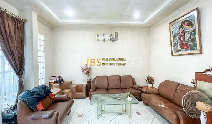 For Sale: Hook House in Sehati Indah Complex, Pasar III Street (Krakatau)