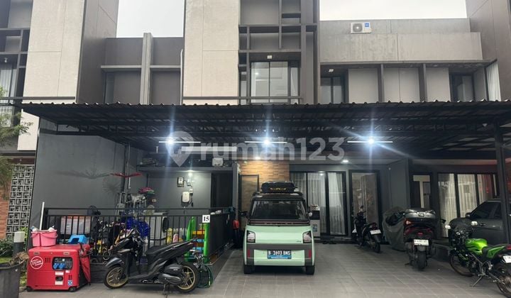 Rumah Siap Huni di Suvarna Sutera Flavio Utama, Type Master
