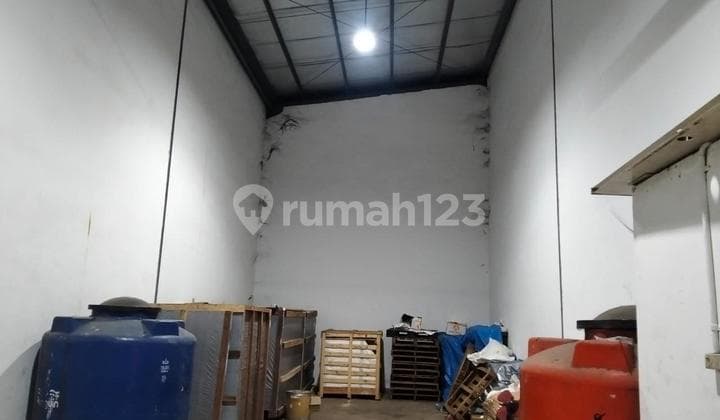 Gudang Premium di Tangerang Royal Kosambi 6X15, Lokasi Strategis